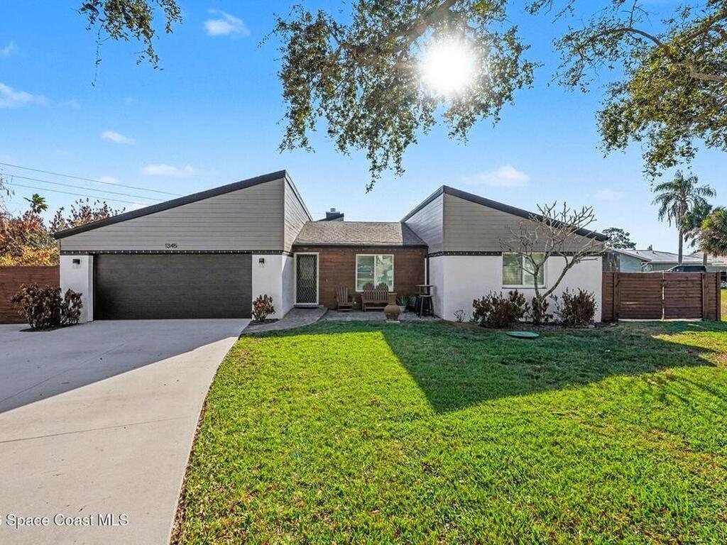 1345 Leslie Drive, Merritt Island, FL 32952