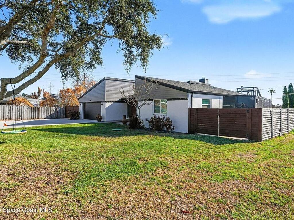 1345 Leslie Drive, Merritt Island, FL 32952