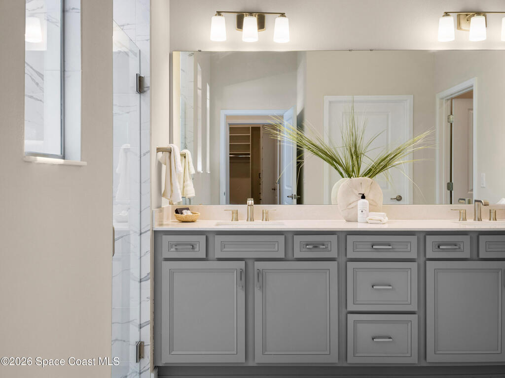 8969 Shoreline Avenue, Melbourne, FL 32940