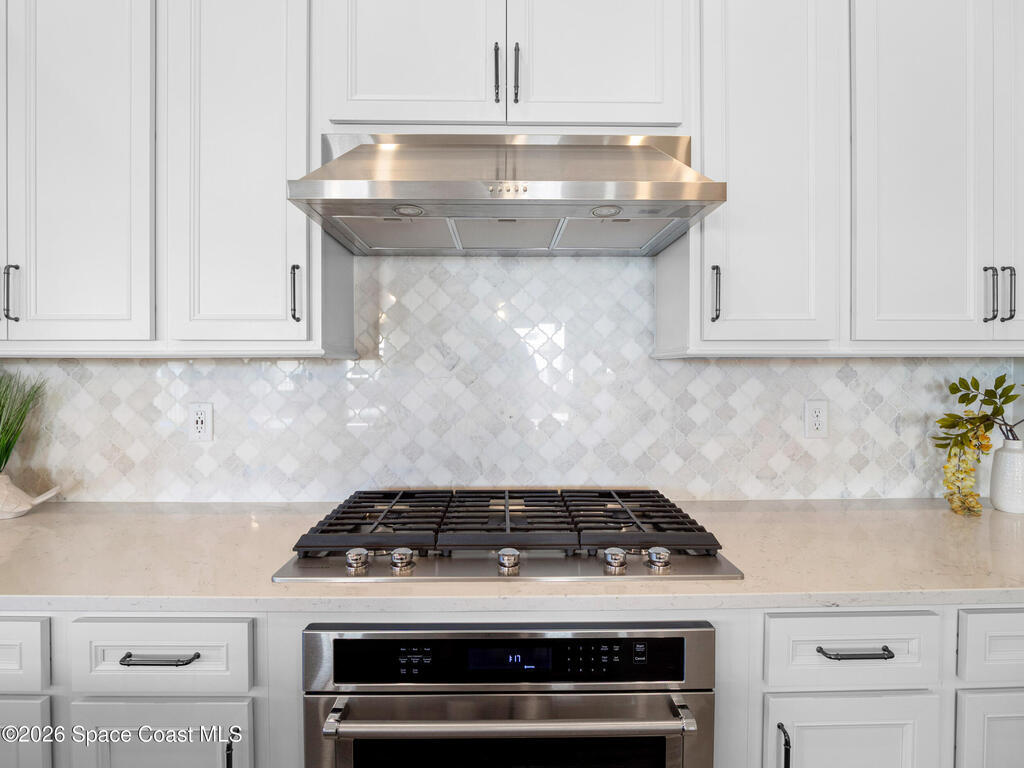 8969 Shoreline Avenue, Melbourne, FL 32940