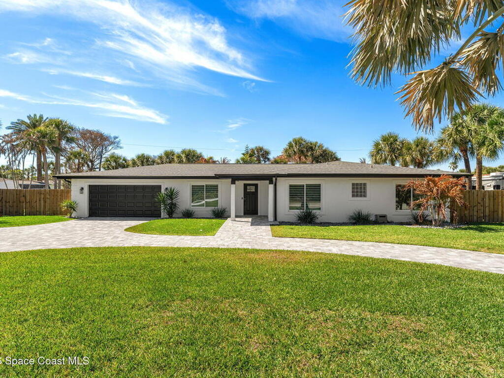 300 Oak Street, Melbourne Beach, FL 32951