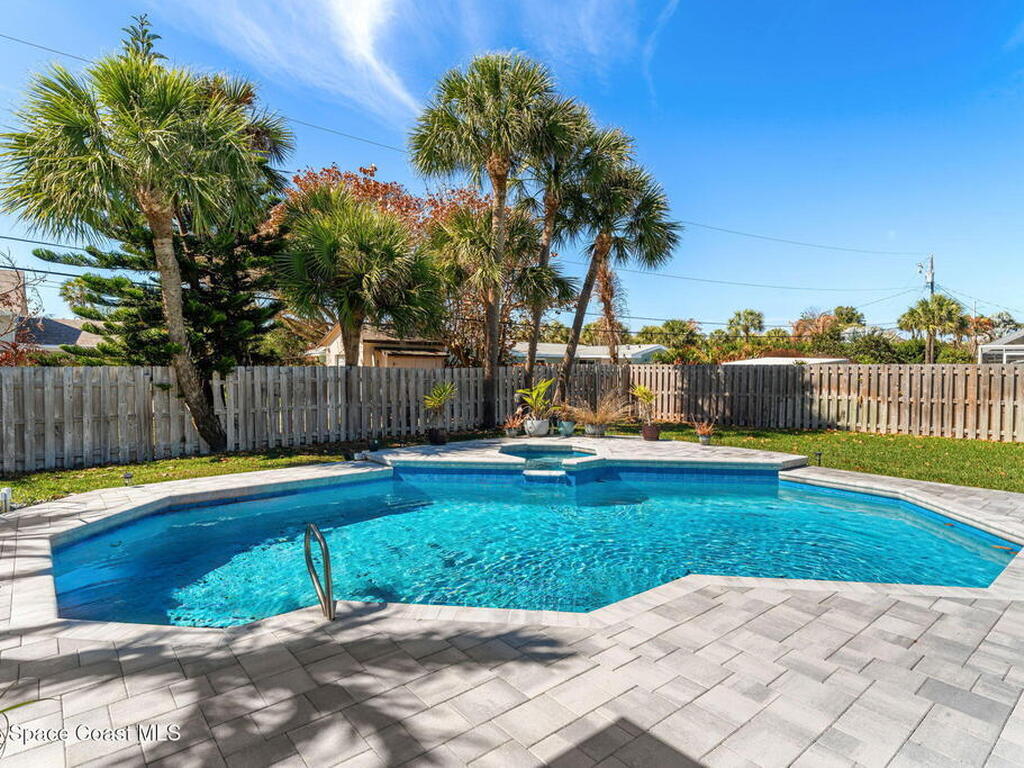 300 Oak Street, Melbourne Beach, FL 32951