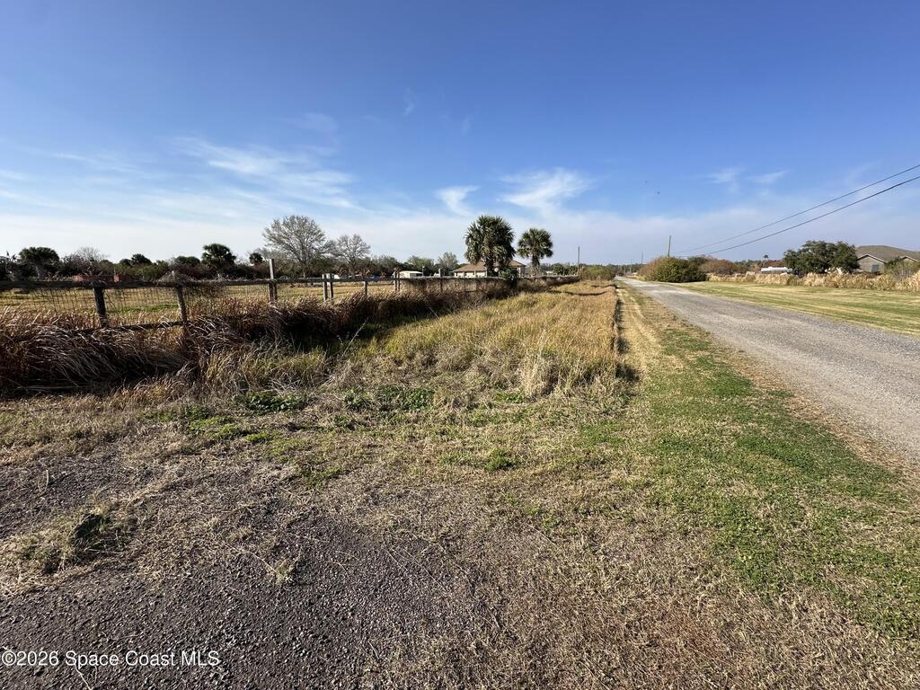 3832 Serenity Lane, Mims, FL 32754