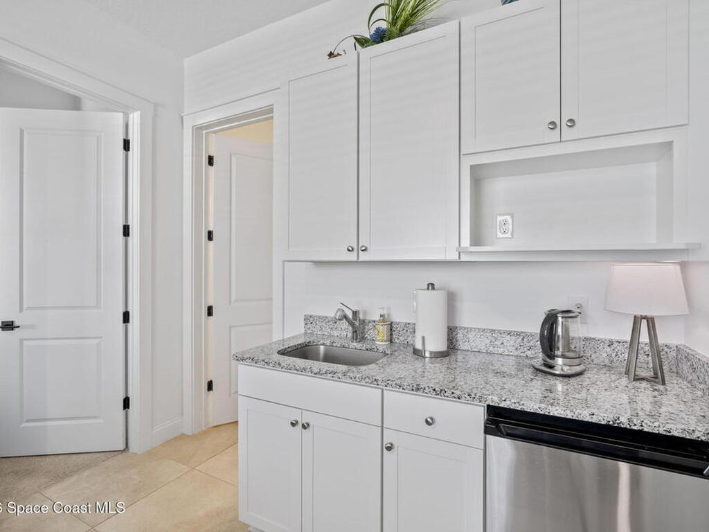 3372 Armen Drive Drive, Merritt Island, FL 32953