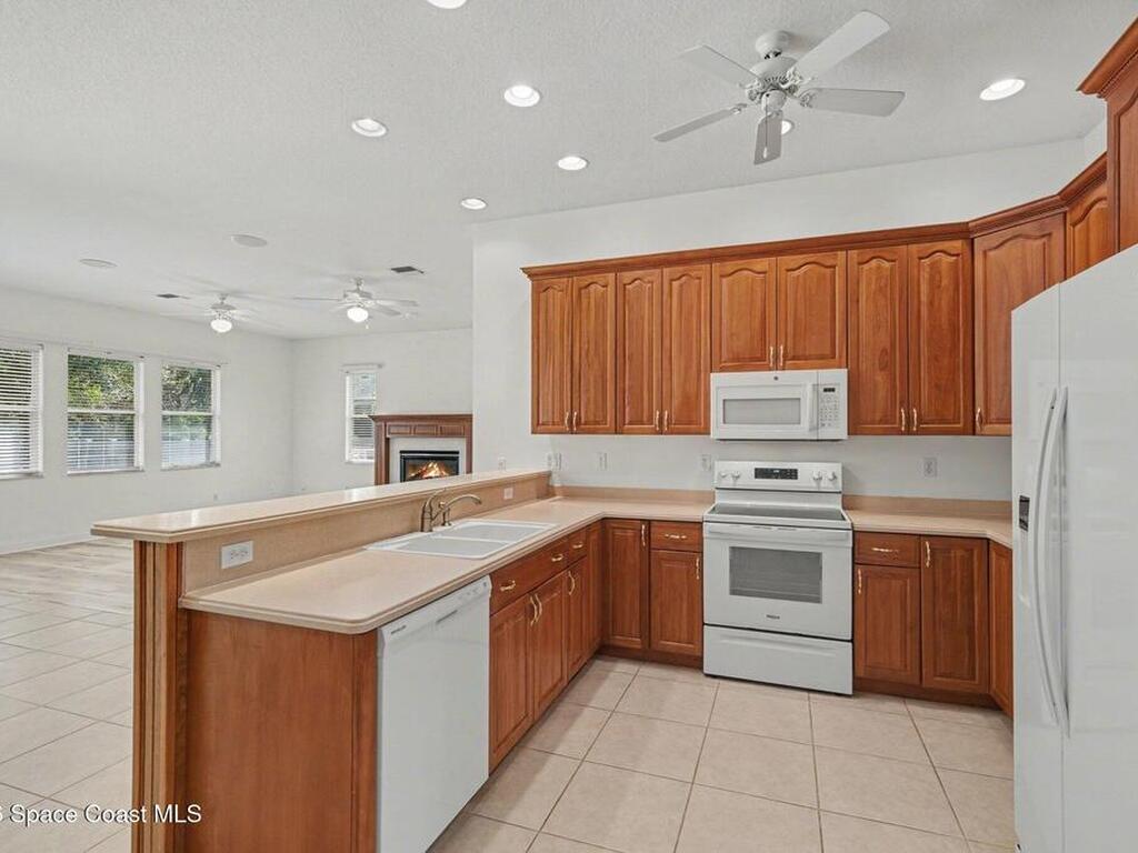 3625 Carriage Gate Drive, Melbourne, FL 32904