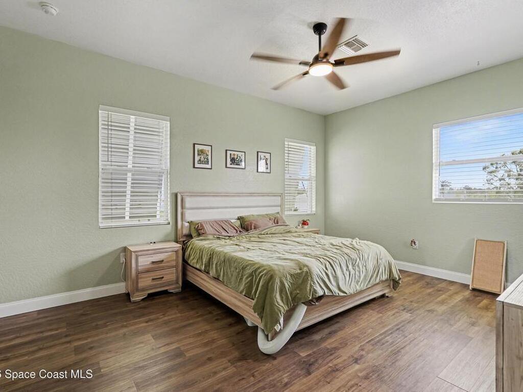 5570 Sanctuary Avenue, Grant, FL 32949