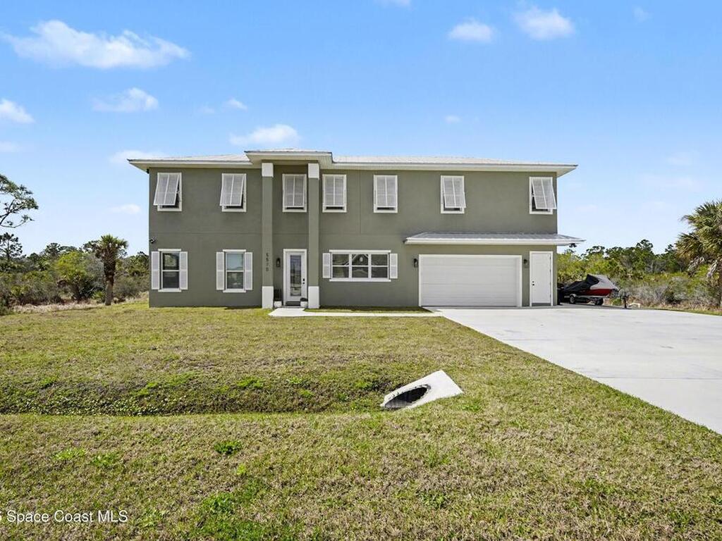 5570 Sanctuary Avenue, Grant, FL 32949