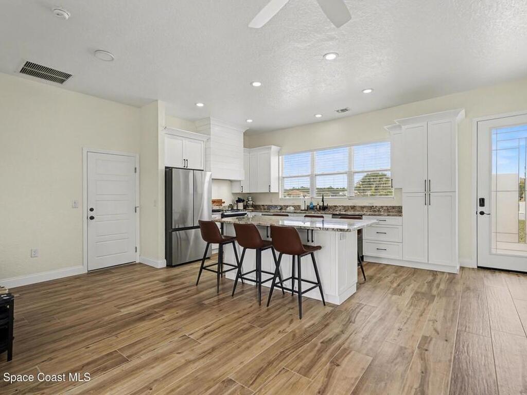 5570 Sanctuary Avenue, Grant, FL 32949