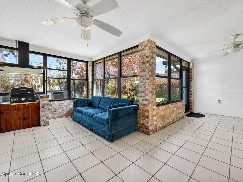 250 Bonita Drive, Merritt Island, FL 32952