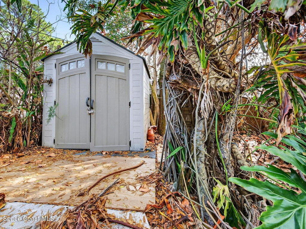 250 Bonita Drive, Merritt Island, FL 32952