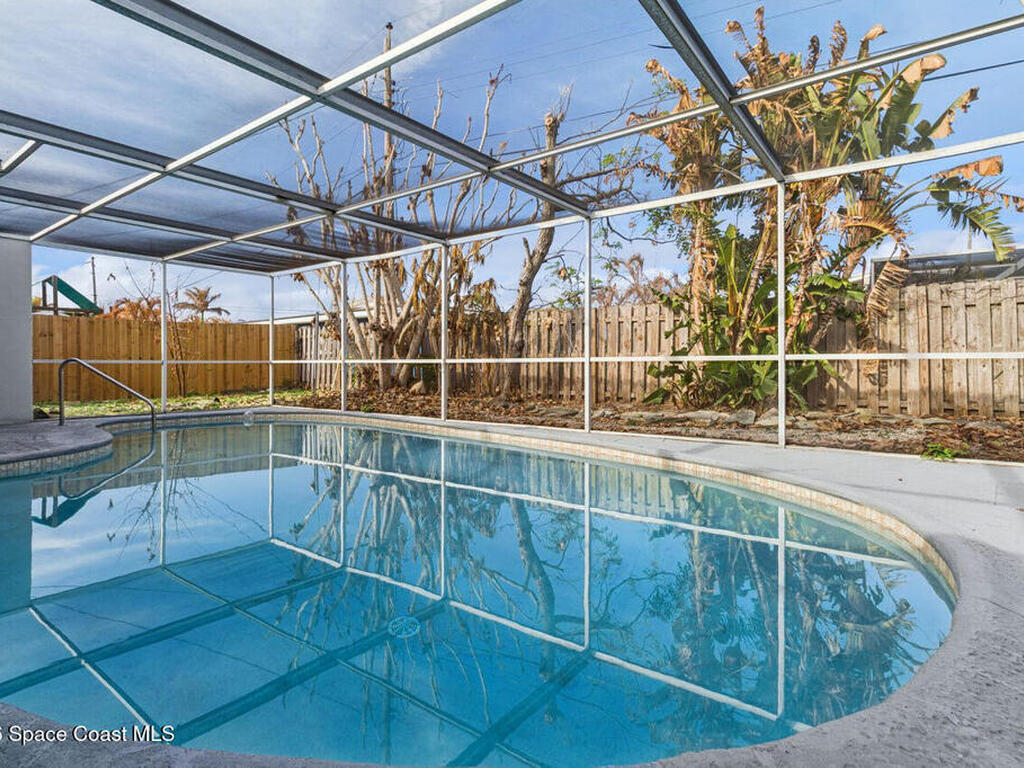 466 Gateway Drive, Merritt Island, FL 32952