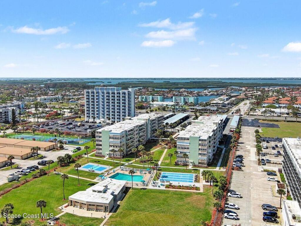 2020 N Atlantic Avenue, Cocoa Beach, FL 32931