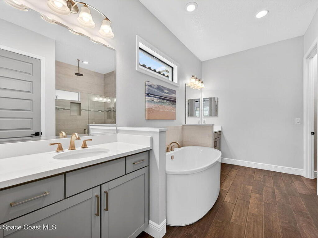 2483 Kola Way, Melbourne, FL 32940