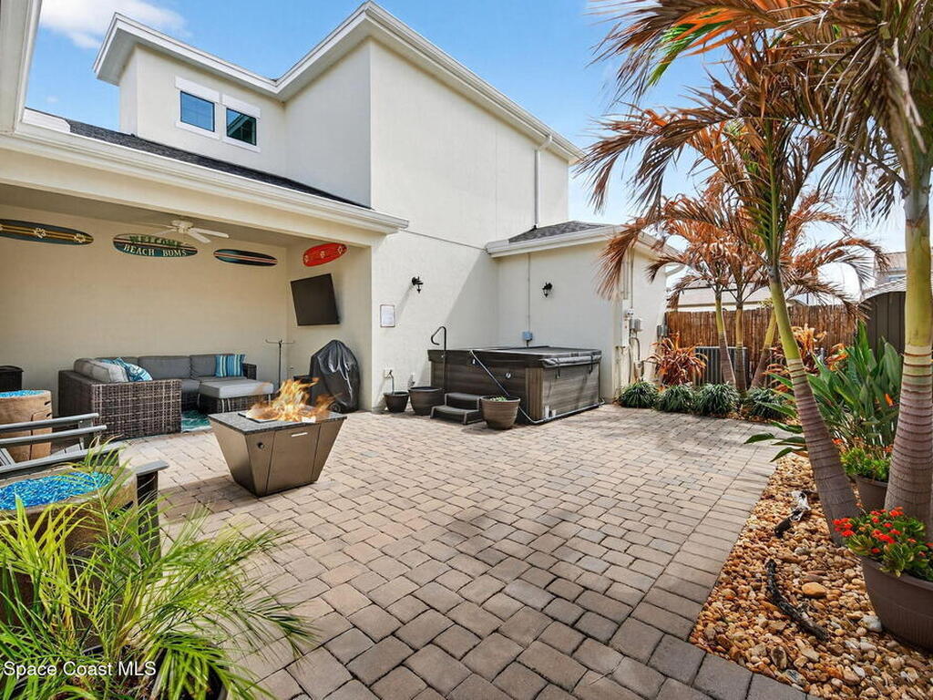 2483 Kola Way, Melbourne, FL 32940