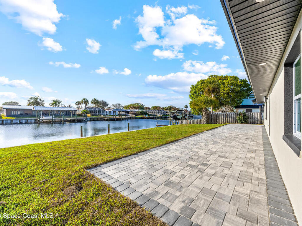 43 Westview Lane, Cocoa Beach, FL 32931