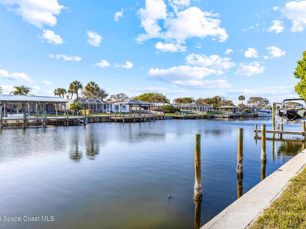 43 Westview Lane, Cocoa Beach, FL 32931