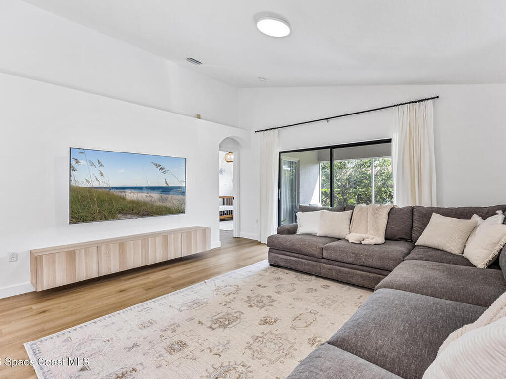 7843 Citrus Creek Drive, Suntree, FL 32940