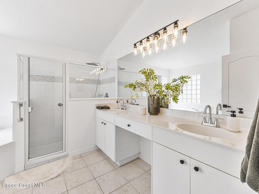 7843 Citrus Creek Drive, Suntree, FL 32940