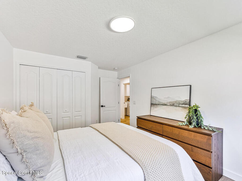 7843 Citrus Creek Drive, Suntree, FL 32940