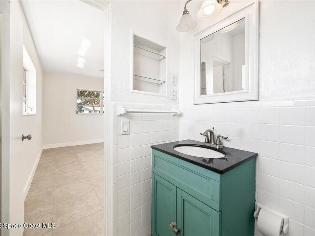 2320 Reef Avenue, Indialantic, FL 32903