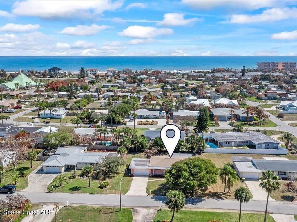 2320 Reef Avenue, Indialantic, FL 32903