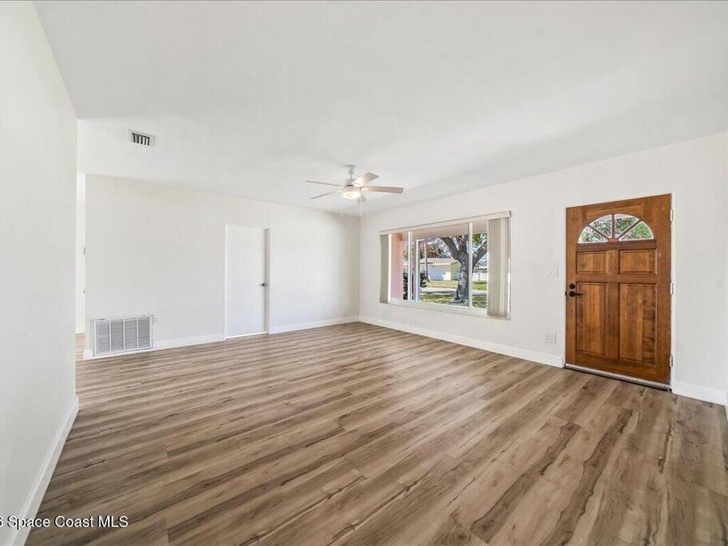 2320 Reef Avenue, Indialantic, FL 32903