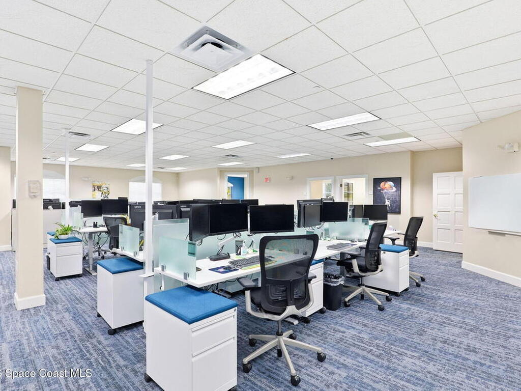 7351 Office Park Place, Suntree, FL 32940