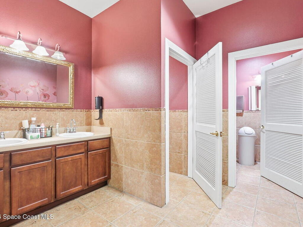 7351 Office Park Place, Suntree, FL 32940