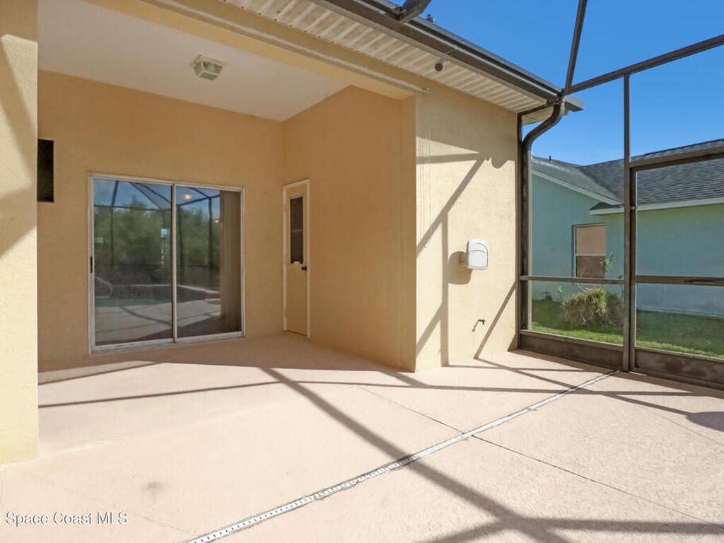 4958 Alamanda Drive, Melbourne, FL 32940
