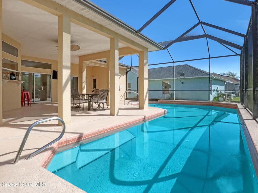 4958 Alamanda Drive, Melbourne, FL 32940