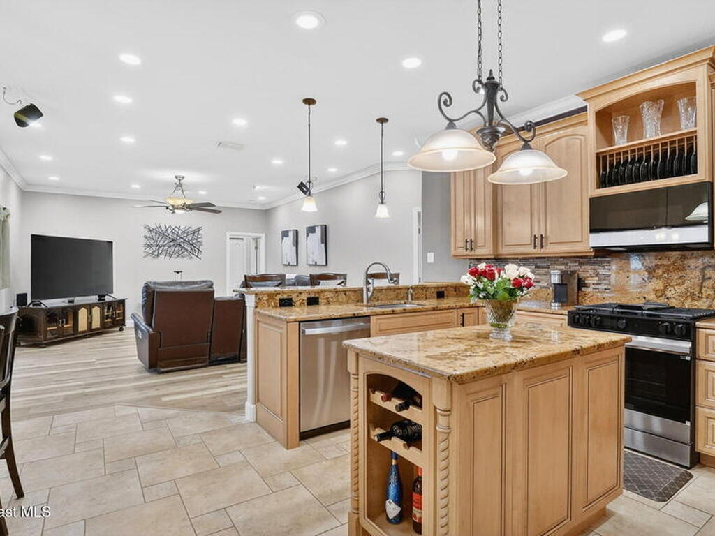 402 Stonehenge Circle, Rockledge, FL 32955