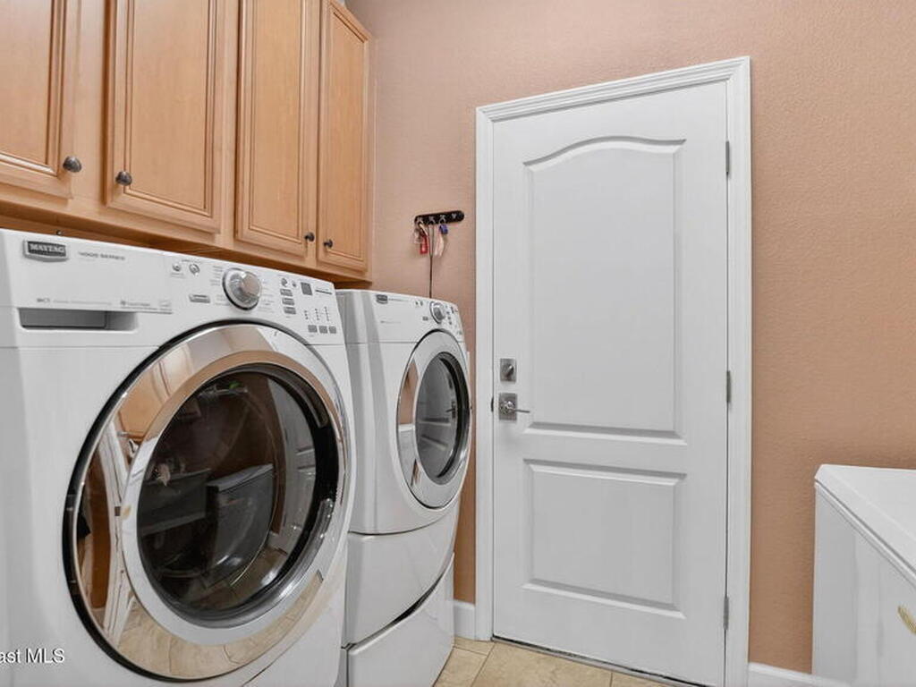 402 Stonehenge Circle, Rockledge, FL 32955