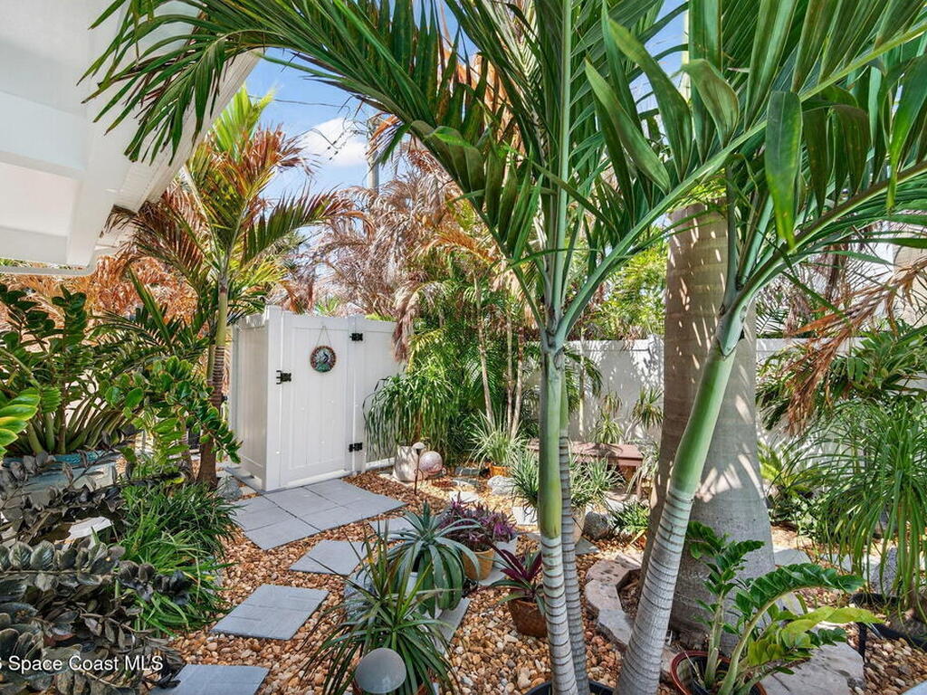 260 Garfield Avenue, Cocoa Beach, FL 32931