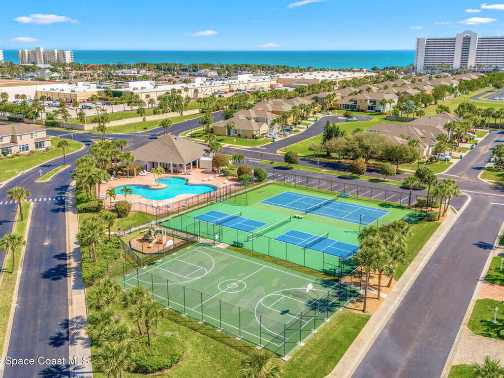 3351 Titanic Circle, Indialantic, FL 32903
