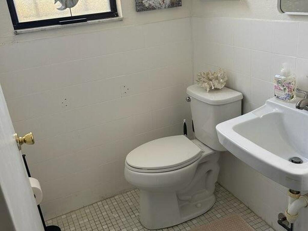 105 Seminole Avenue, Titusville, FL 32780