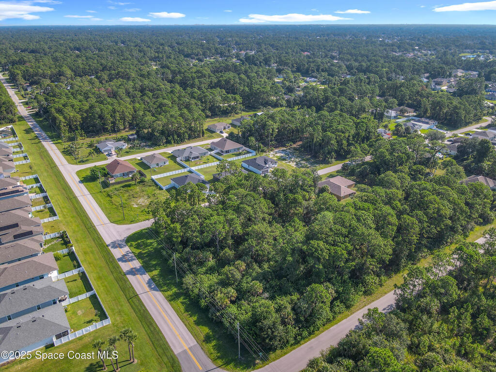 499 Fairbanks Street, Palm Bay, FL 32908