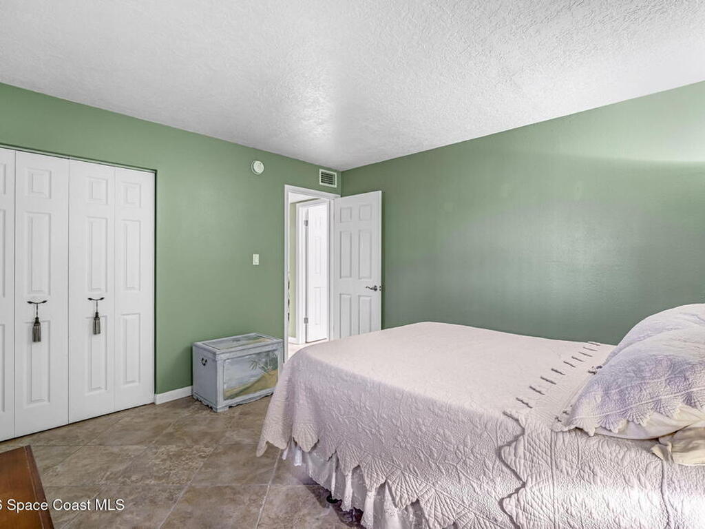 1595 N Atlantic Avenue, Cocoa Beach, FL 32931