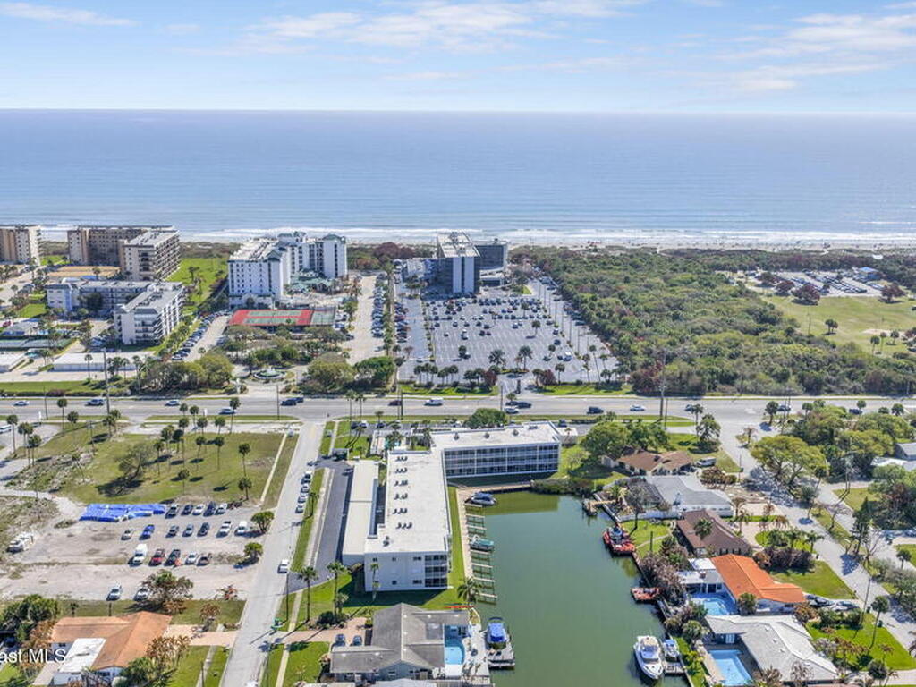 1595 N Atlantic Avenue, Cocoa Beach, FL 32931