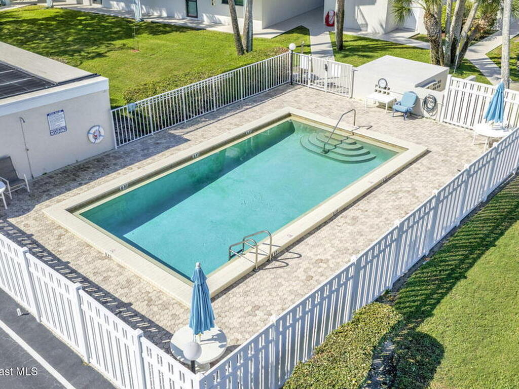 1595 N Atlantic Avenue, Cocoa Beach, FL 32931