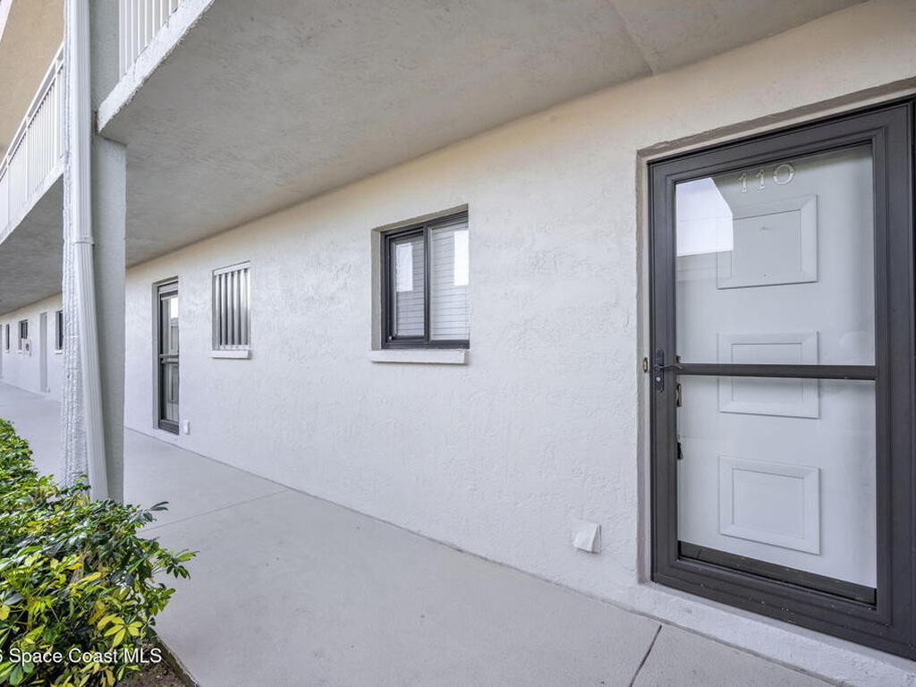 1595 N Atlantic Avenue, Cocoa Beach, FL 32931