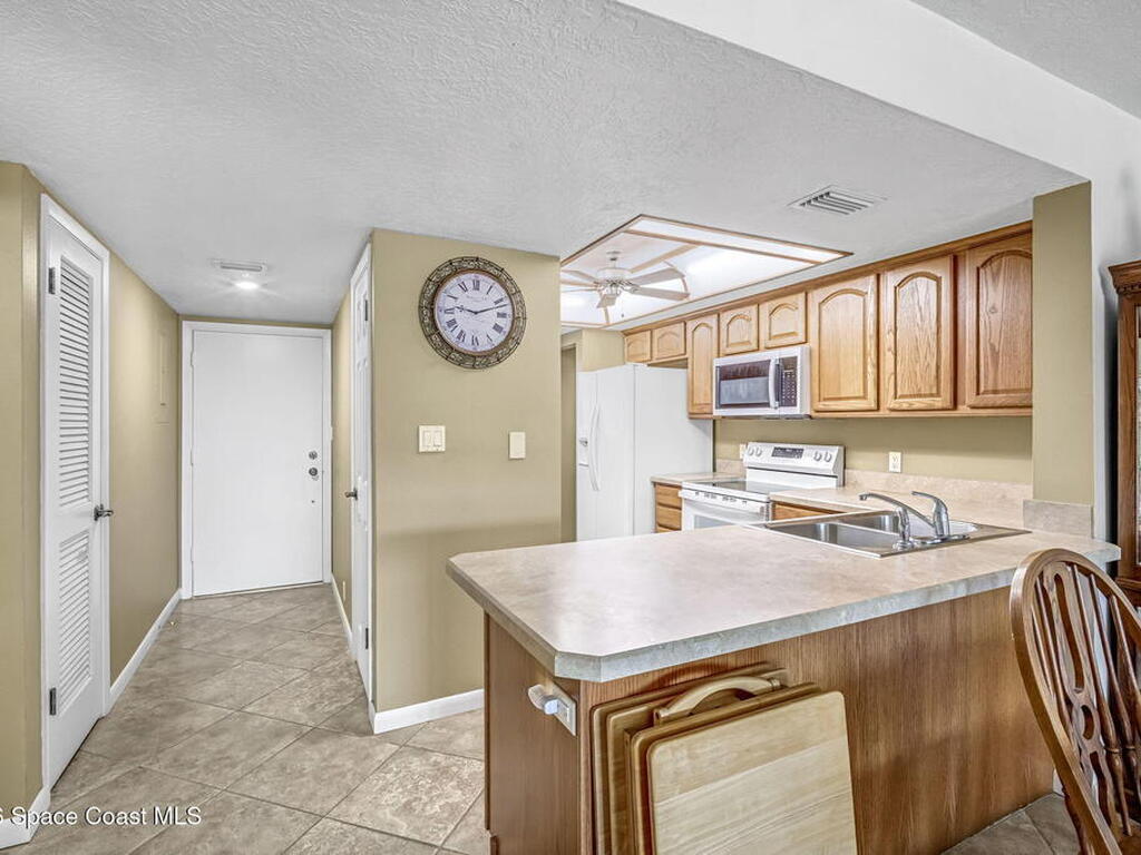 1595 N Atlantic Avenue, Cocoa Beach, FL 32931