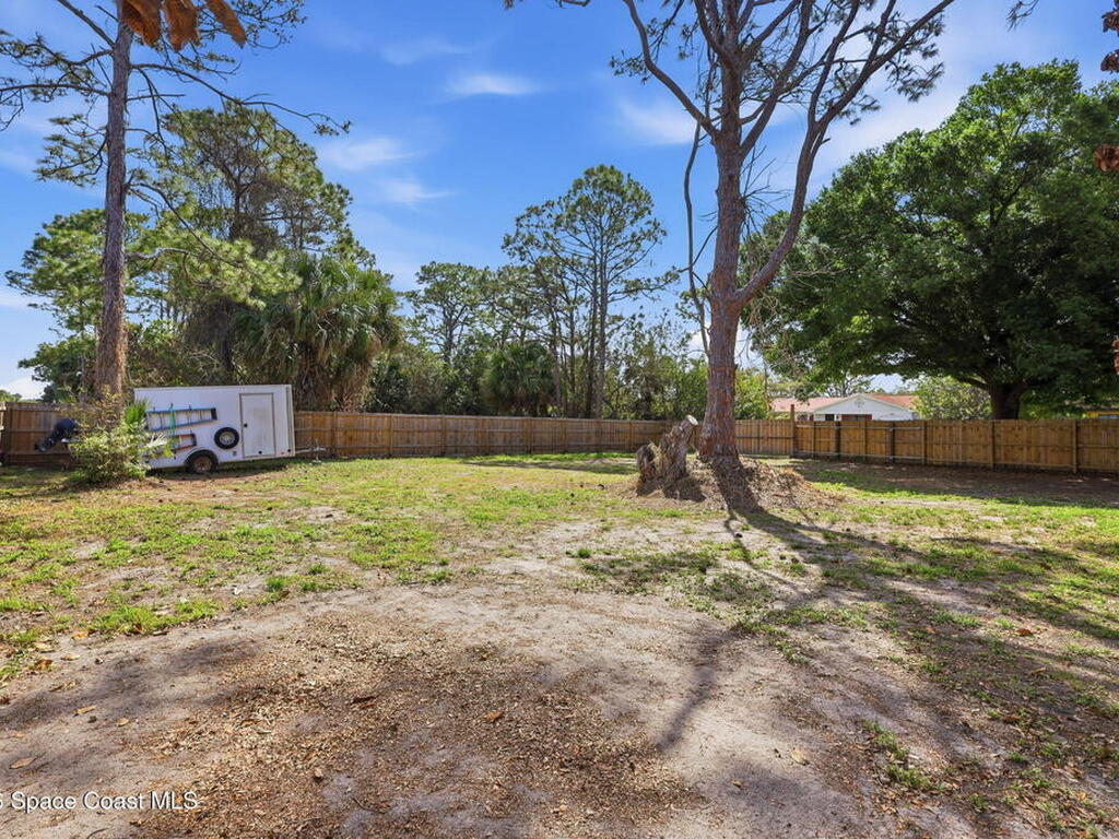 1133 Altamira Street, Palm Bay, FL 32907