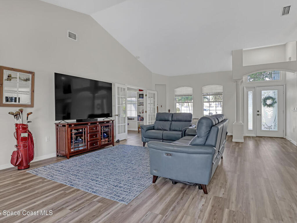 513 Summers Creek Drive, Merritt Island, FL 32952