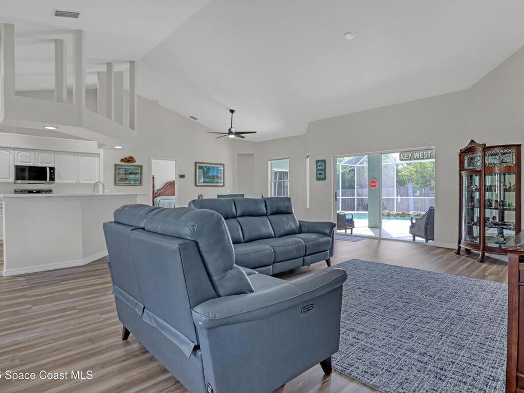 513 Summers Creek Drive, Merritt Island, FL 32952