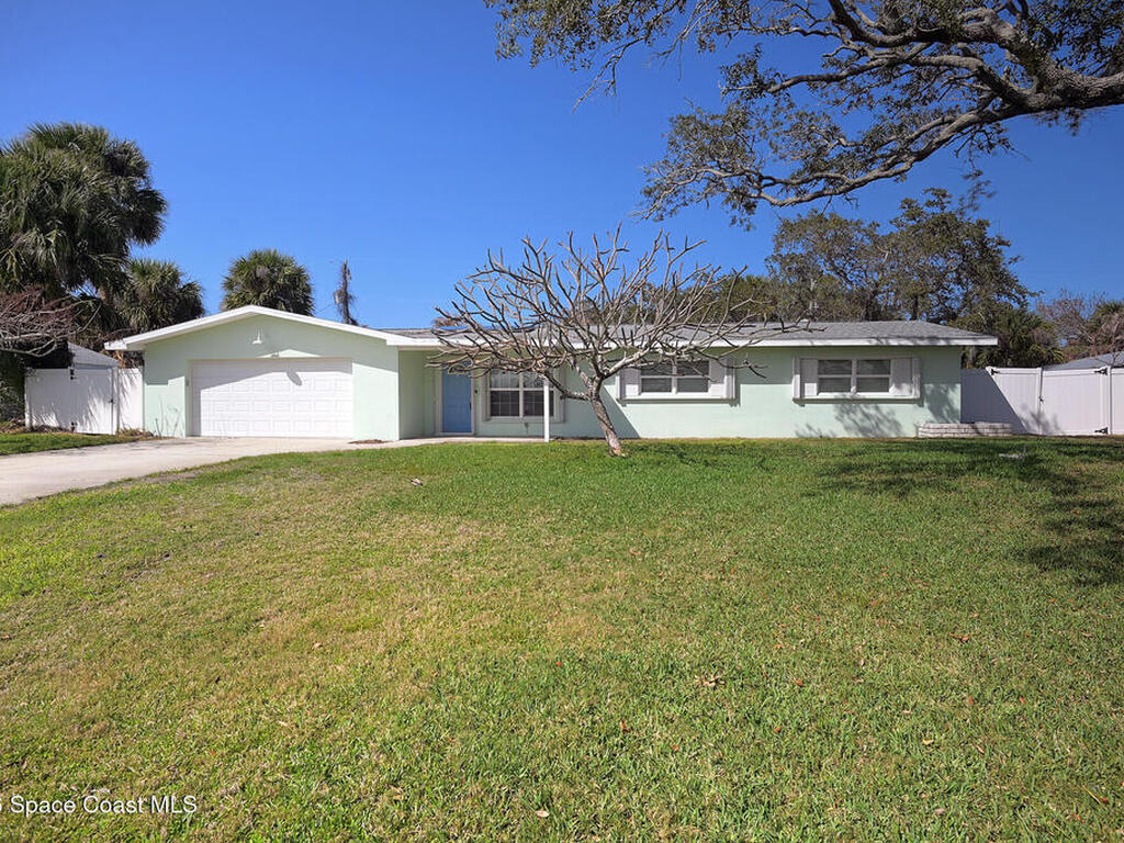 214 Tampa Avenue, Indialantic, FL 32903