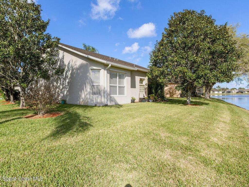 1825 Ficus Point Drive, Suntree, FL 32940