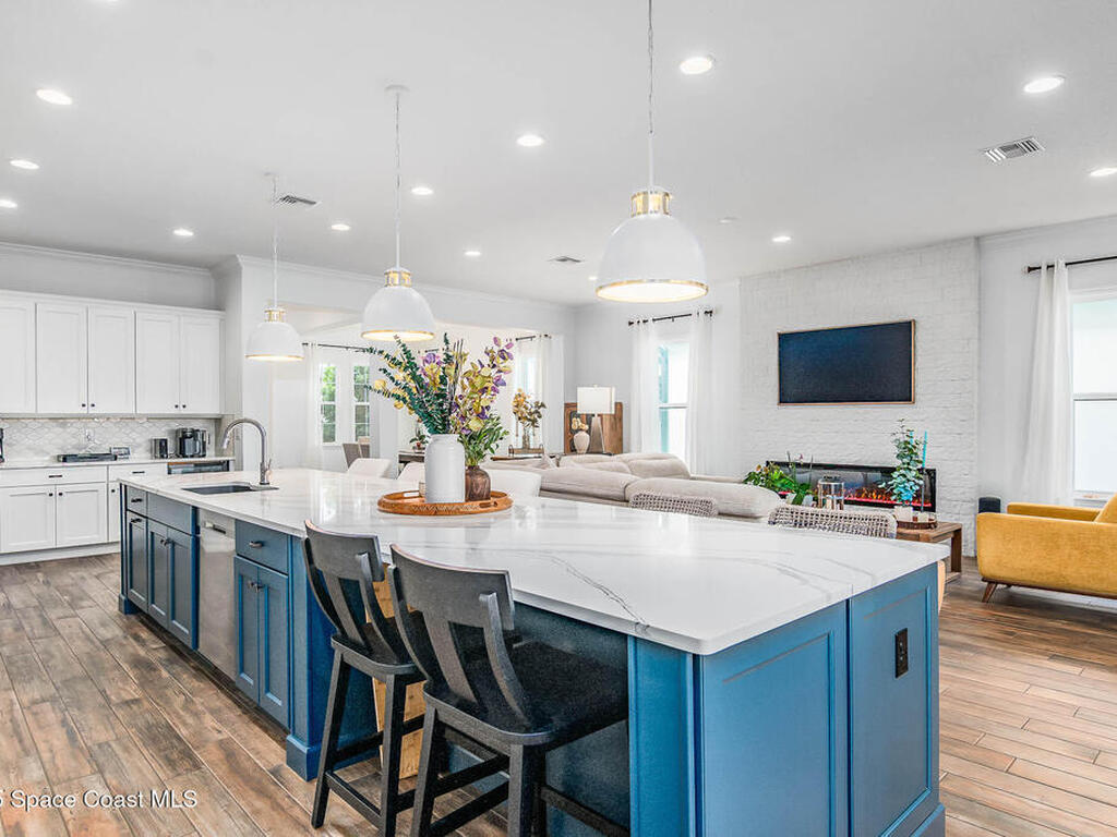 8165 Lyside Drive, Melbourne, FL 32940