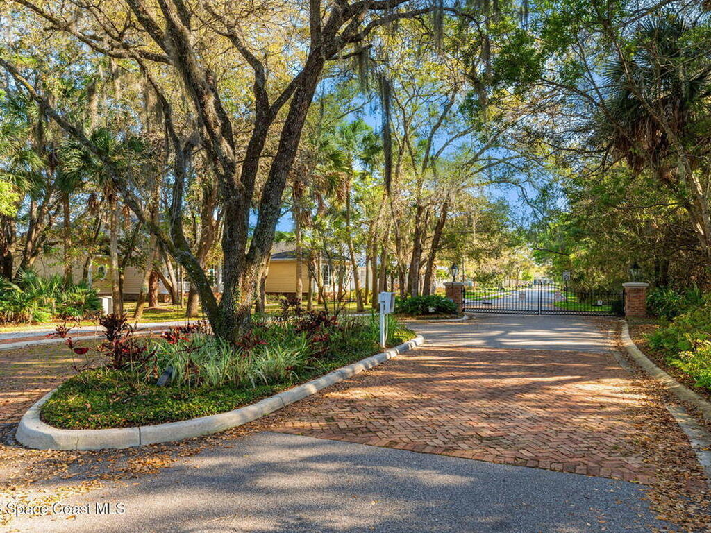 1707 Sienna Drive, Melbourne, FL 32934