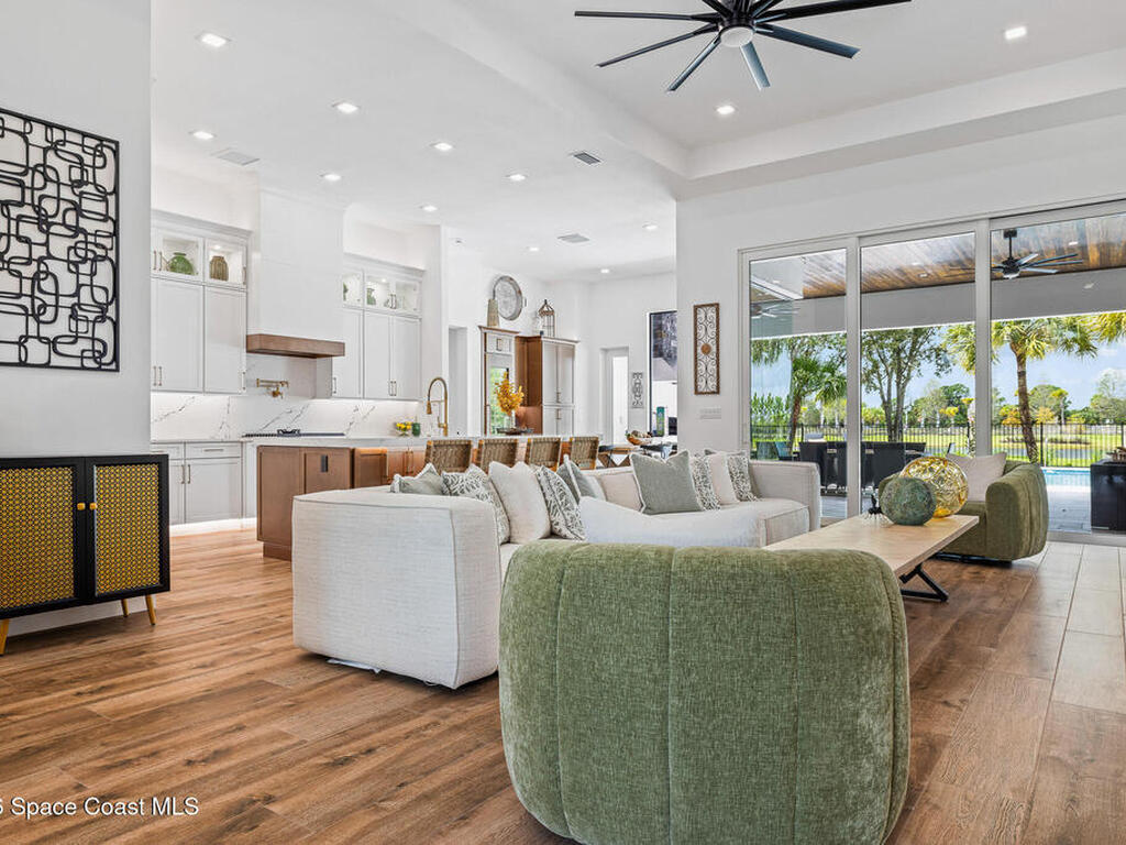 8350 Waxwing Cr Circle, Melbourne, FL 32940