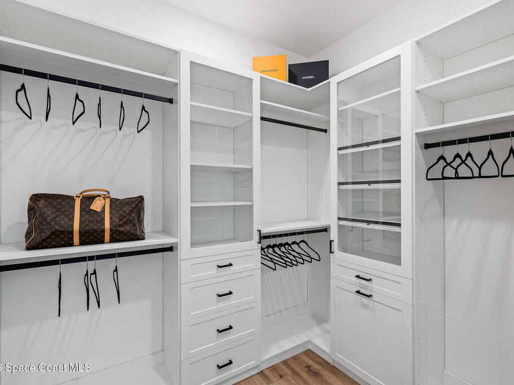 8350 Waxwing Cr Circle, Melbourne, FL 32940